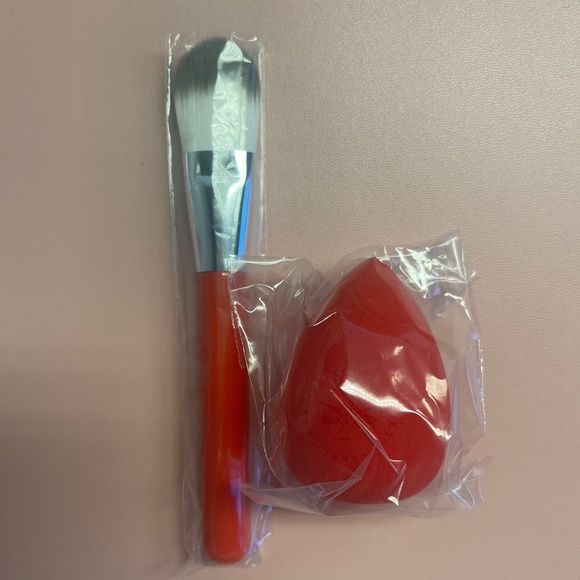 Flirtacious Looks Cosmetics The Perfect Duel - Picture 2 of 6